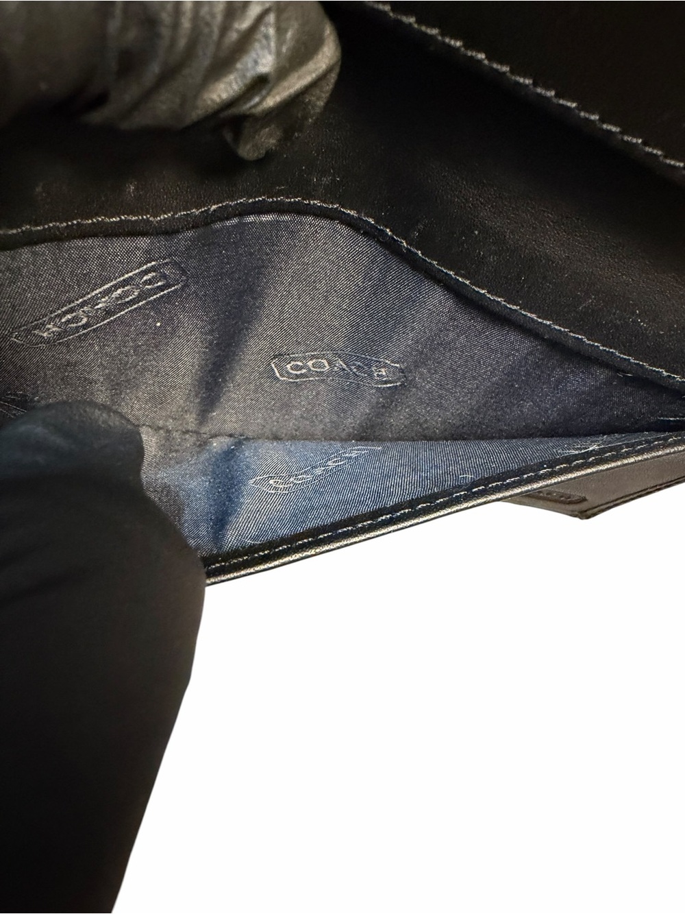 Coach Signature C Black Canvas Checkbook Cover (A565) - Picture 7 of 8